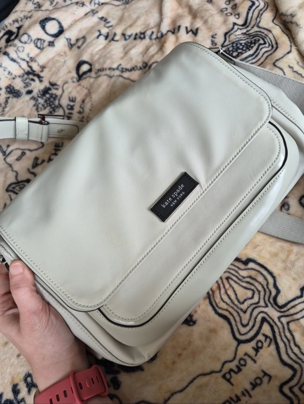Kate Spade New York Cream/Ivory Messenger Bag